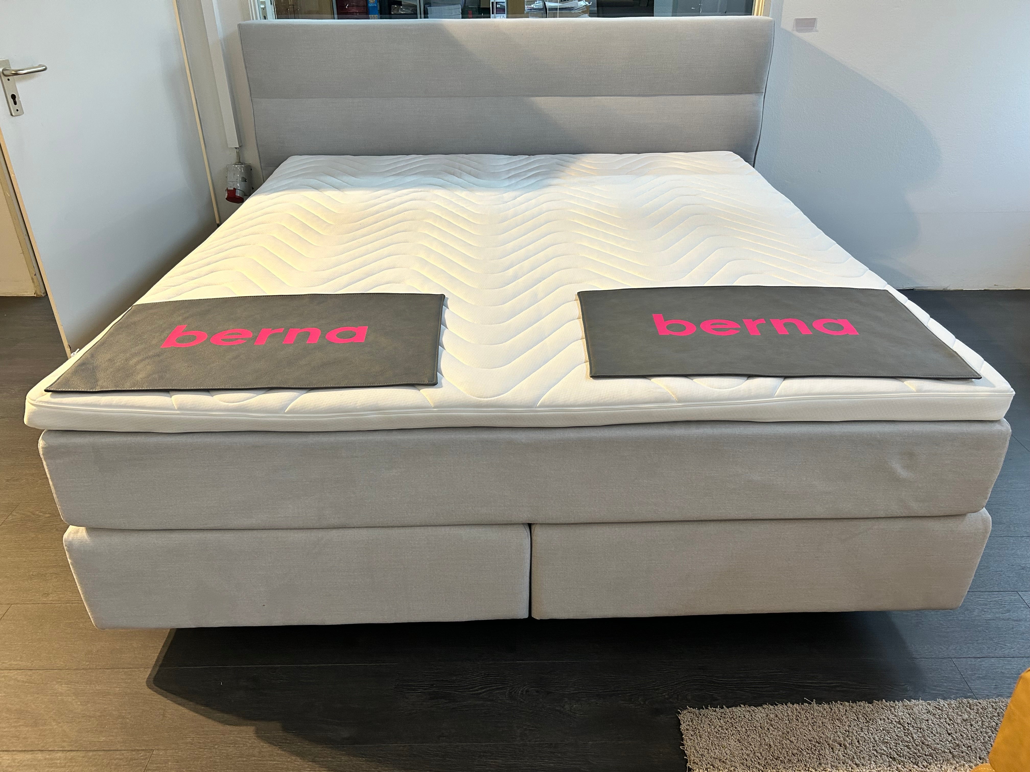Boxspringbett 180x200 cm – Modell Berlin – Ausstellungsbett Standort Köln