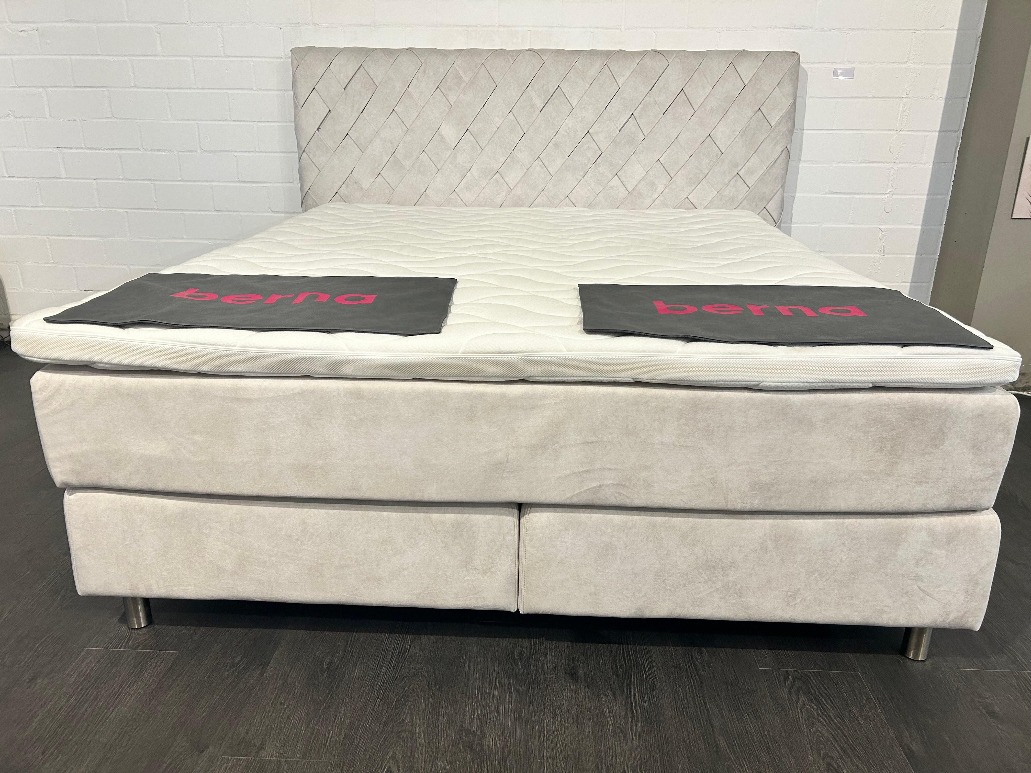 Boxspringbett 180x200 cm Modell Madeira – Ausstellungsbett am Standort Köln