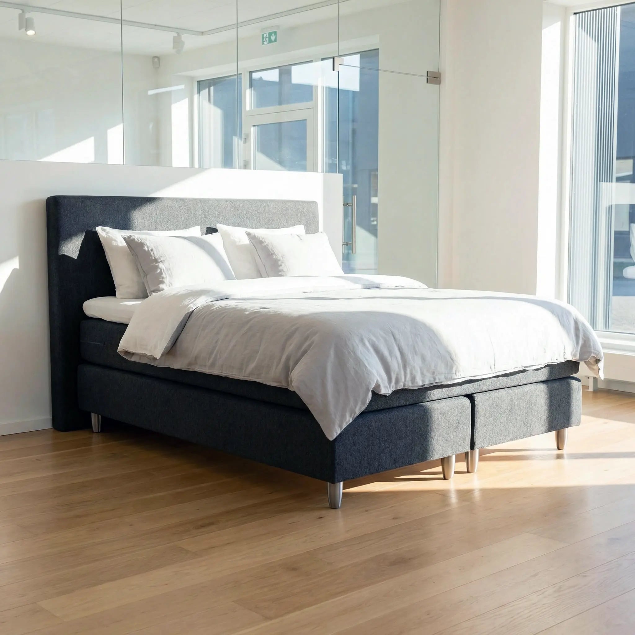 Aktionsbett dunkelgrau