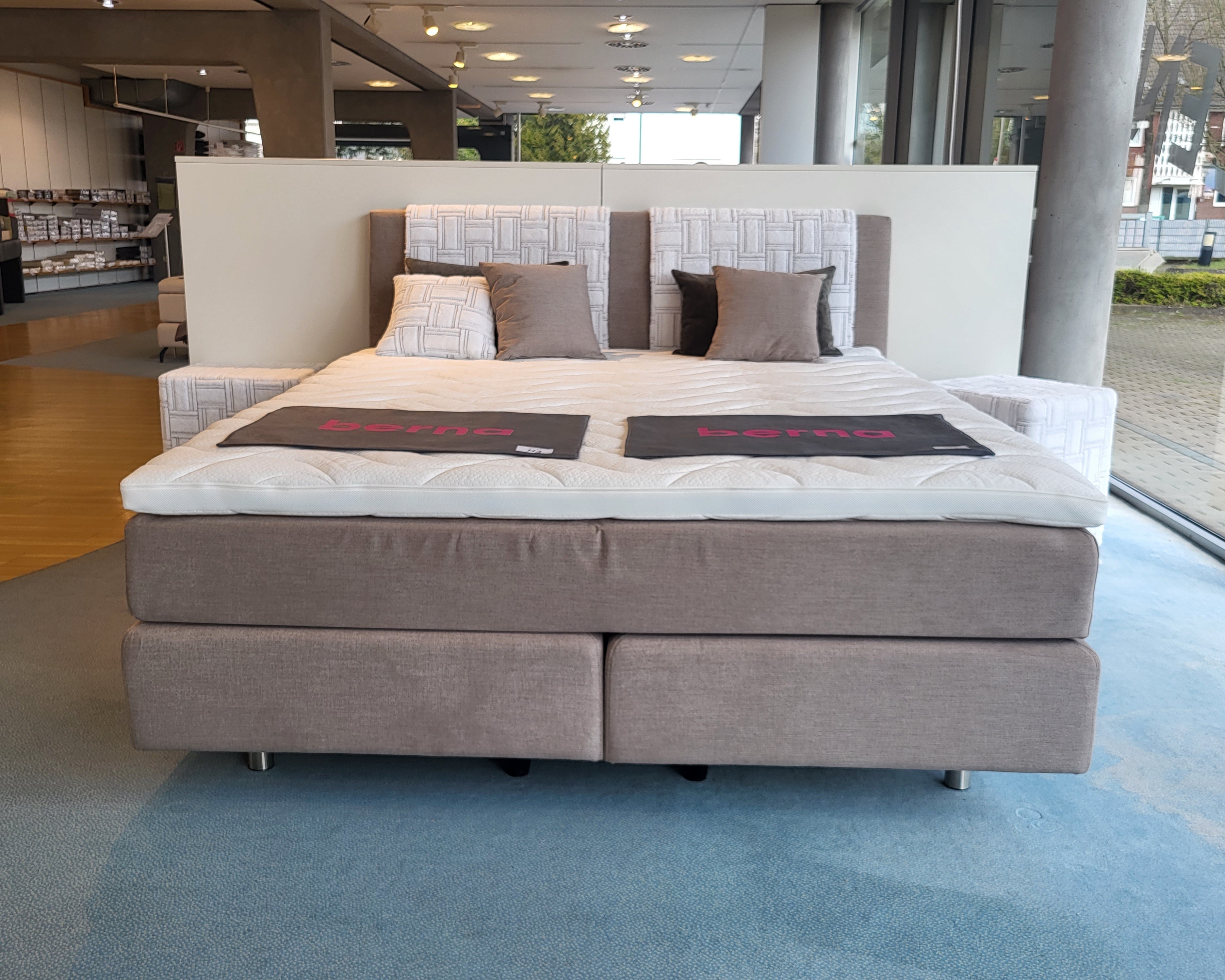 Boxspringbett Venedig – Ausstellungsbett Münster